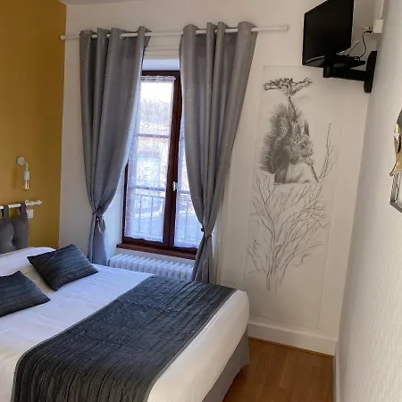 A L'aube Des Volcans Πανσιόν Charbonnières-les-Vieilles