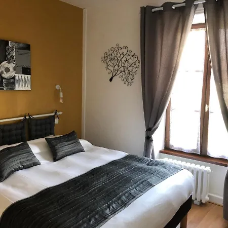 A L'aube Des Volcans 3* Charbonnières-les-Vieilles