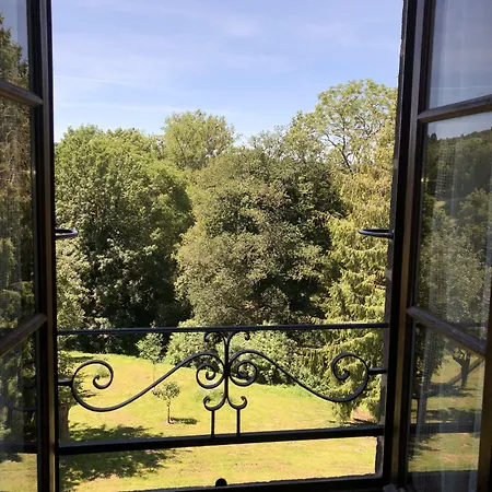 A L'aube Des Volcans 3*