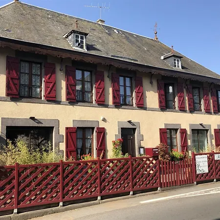A L'aube Des Volcans Charbonnières-les-Vieilles